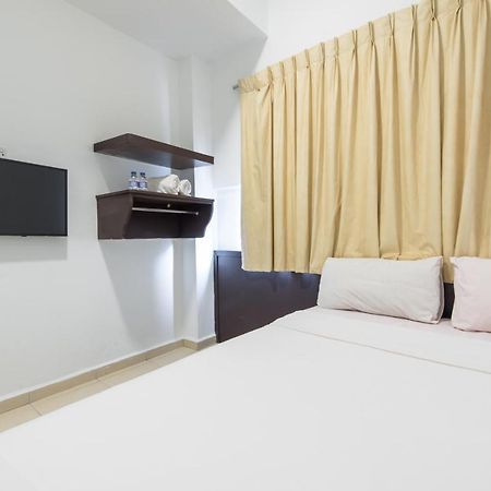 Hollitel Hotel Malacca Exterior foto